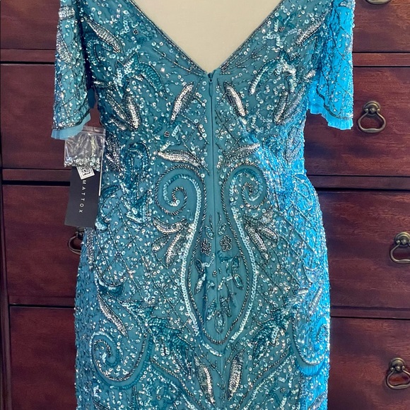 Aidan Mattox Cold Shoulder Beaded Dress 4 - Picture 4 of 10